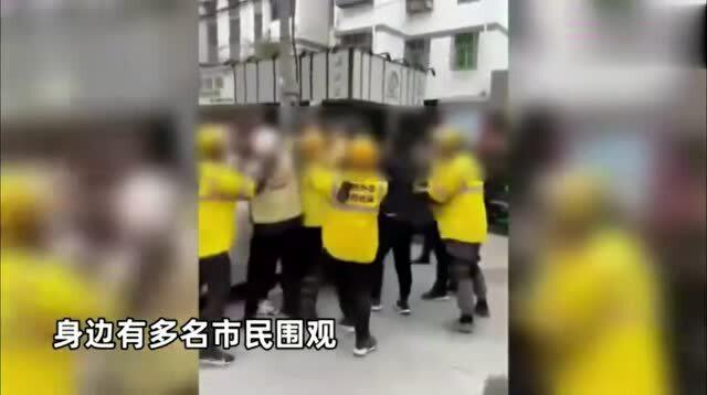 群殴场面群殴场面的描绘与解析，探寻背后的深层原因